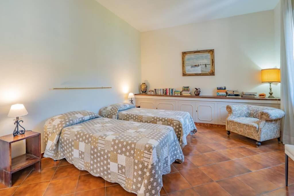 Casa Gege', For Up To 5 Guests, Shared Pool, Sorrento Center Lejlighed Eksteriør billede
